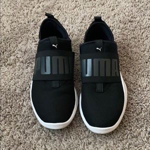 Women’s Puma Shoes Size 6